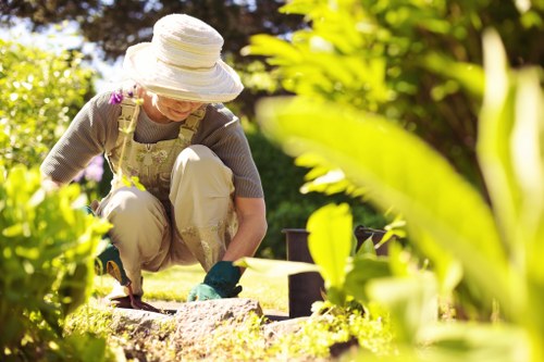 Wood chipping and composting of garden waste in a sustainable facility